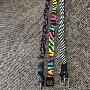 Women’s / teens belt medium or 34 sized